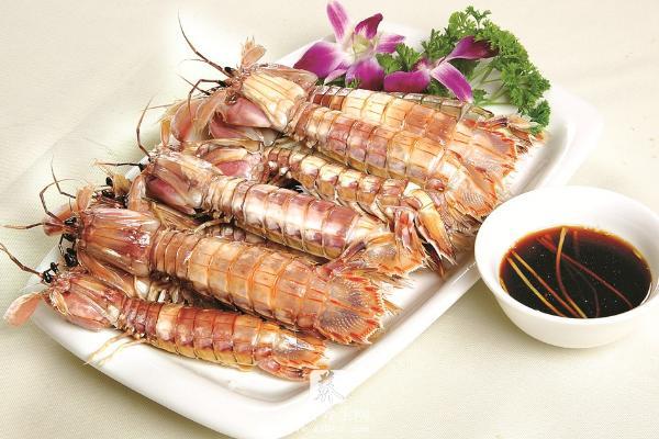 皮皮虾和爬爬虾的区别是什么 吃皮皮虾有什么好处