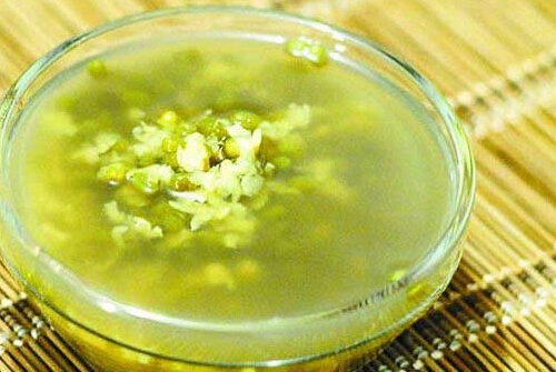 绿豆汤的功效与作用,绿豆汤的食用方法