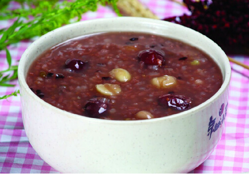 薏米红豆粥的功效及食用方法,薏米红豆粥的禁忌