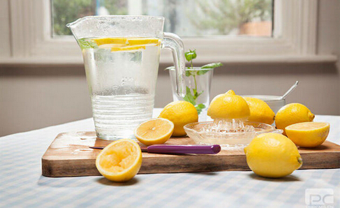 柠檬水的功效与作用,喝柠檬水有什么好处
