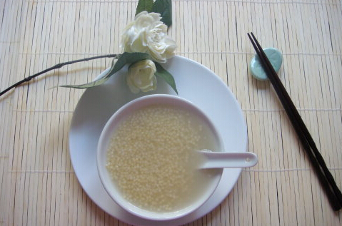 小米粥的功效与作用,小米粥的做法大全,小米粥怎么做
